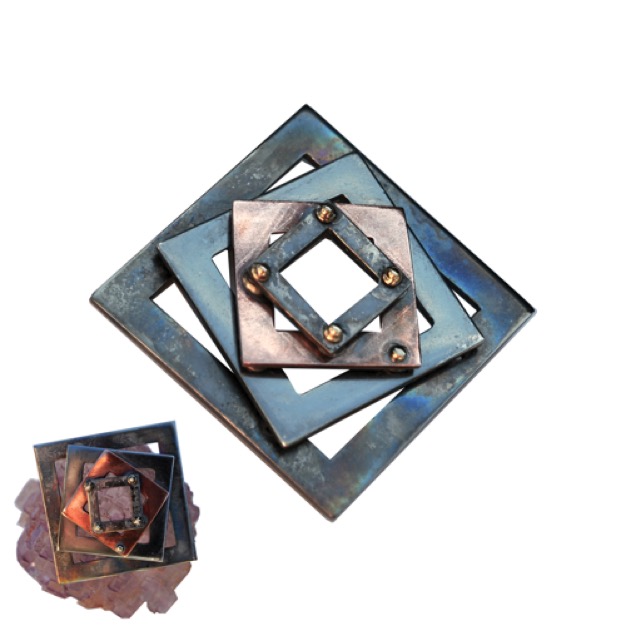 vierkanten
object 12-01
titanium, zilver, koper en goud